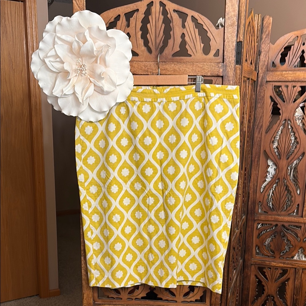 Boden Yellow and White Pencil Skirt Knee-Length Resort Wear